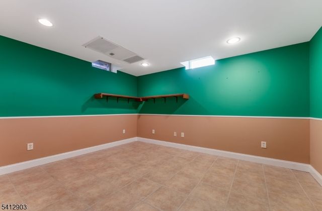 12 Republic Row, Franklin Twp., NJ 08873