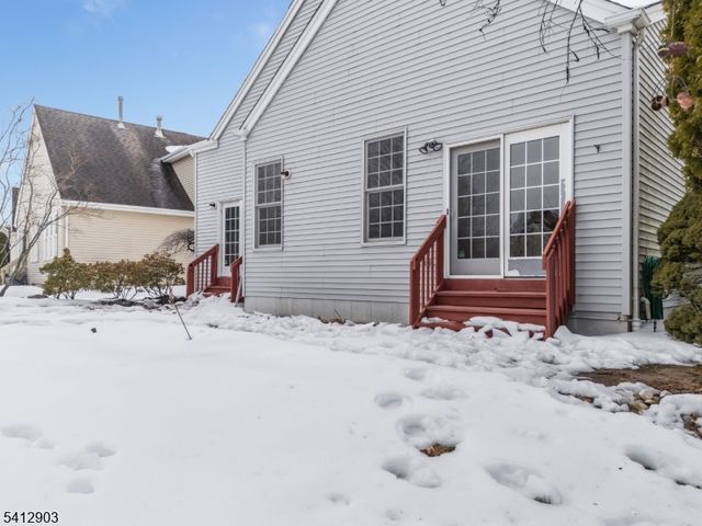 12 Republic Row, Franklin Twp., NJ 08873