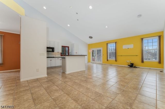 12 Republic Row, Franklin Twp., NJ 08873