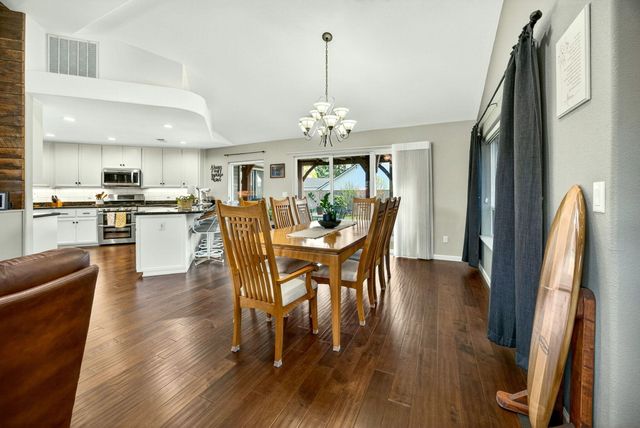 1562 Ridge Way, Medford, OR 97504