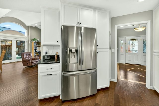 1562 Ridge Way, Medford, OR 97504