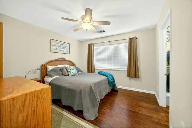 1562 Ridge Way, Medford, OR 97504