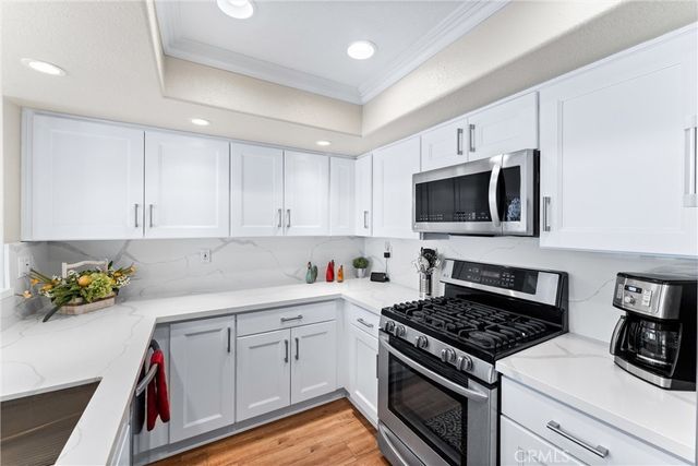 1037 S Daybreak Court, Anaheim, CA 92808