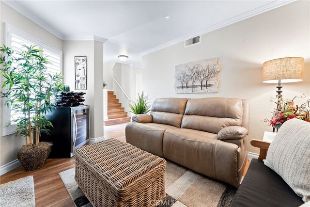 1037 S Daybreak Court, Anaheim, CA 92808