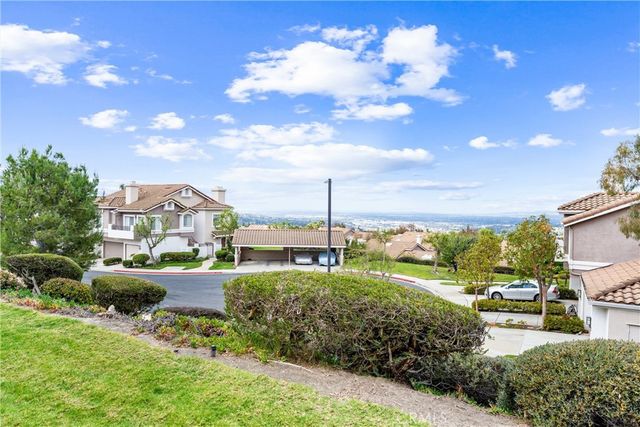 1037 S Daybreak Court, Anaheim, CA 92808
