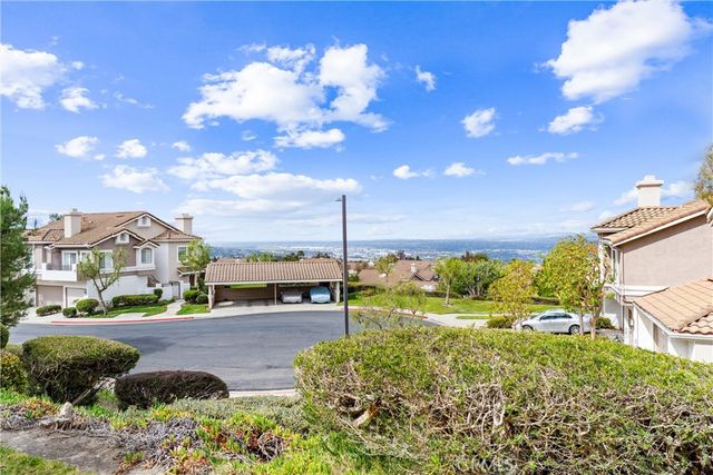 1037 S Daybreak Court, Anaheim, CA 92808