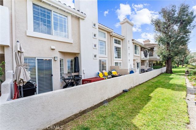 1037 S Daybreak Court, Anaheim, CA 92808