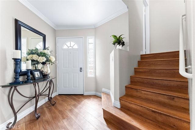 1037 S Daybreak Court, Anaheim, CA 92808
