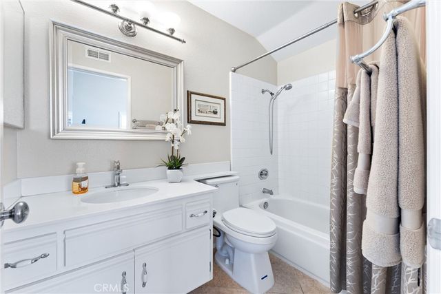 1037 S Daybreak Court, Anaheim, CA 92808