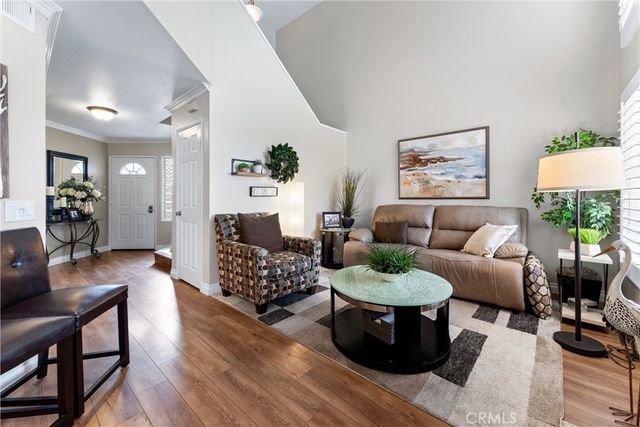 1037 S Daybreak Court, Anaheim, CA 92808