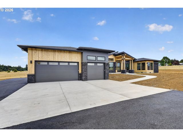 22075 Se DAWN MARIE Ln, Eagle Creek, OR 97022