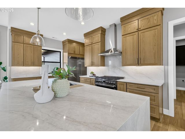 22075 Se DAWN MARIE Ln, Eagle Creek, OR 97022