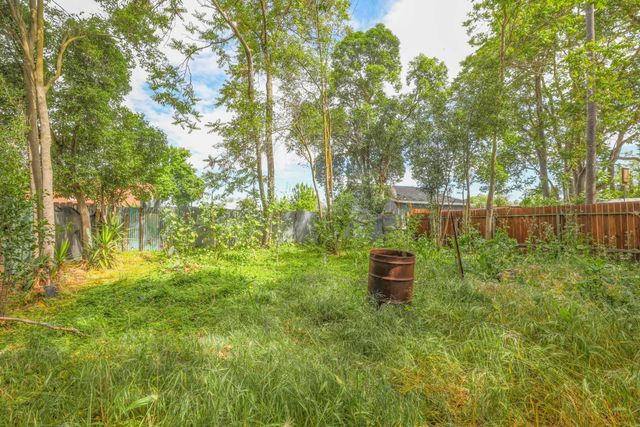 4809 Parker Ave, Sacramento, CA 95820