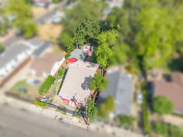 4809 Parker Ave, Sacramento, CA 95820