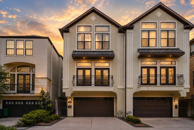 5217 Rose Street A, Houston, TX 77007