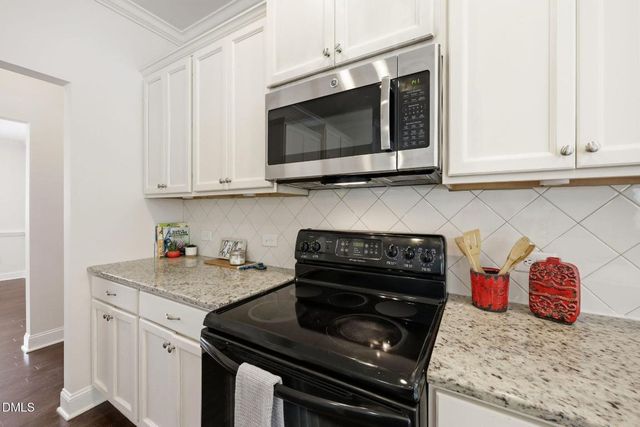 52 Grey Hawk Drive, Clayton, NC 27520