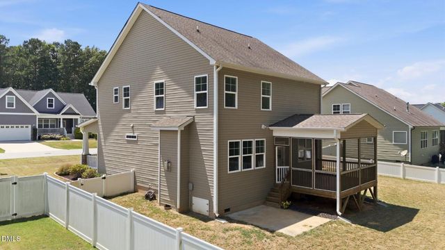 52 Grey Hawk Drive, Clayton, NC 27520