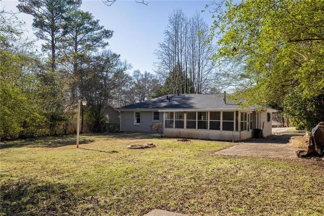 2886 Horse Shoe Drive, Atlanta, GA 30316