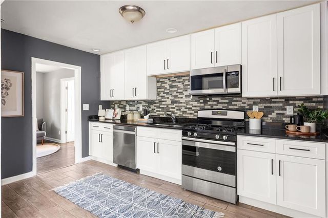 2886 Horse Shoe Drive, Atlanta, GA 30316