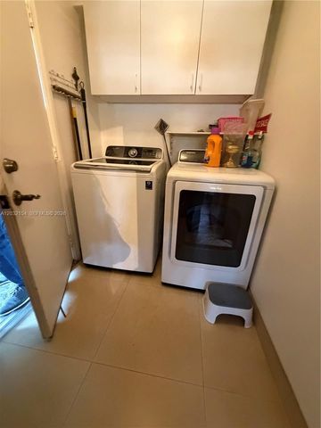 8532 SW 211th Terrace, Cutler Bay, FL 33189