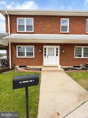56 STEWART ST #UNIT 2, Bridgeport, PA 19405