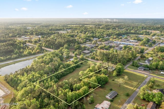 1433 South Boulevard, Chipley, FL 32428