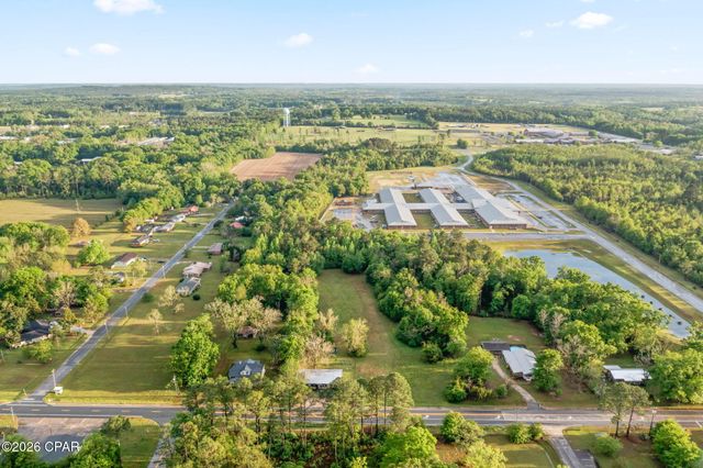 1433 South Boulevard, Chipley, FL 32428