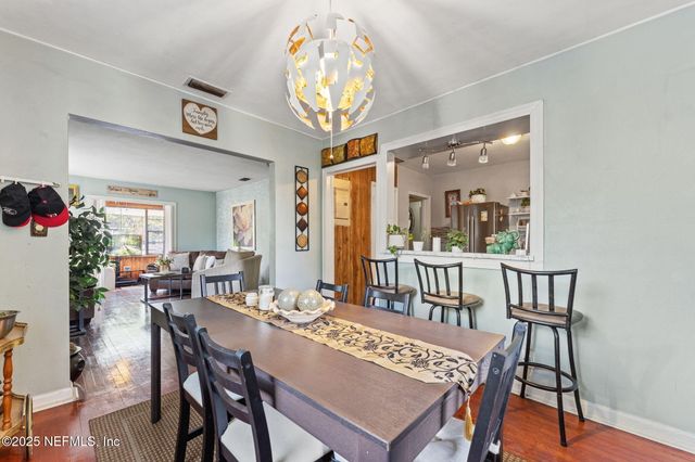 1204 N NORTH SHORE Drive, Jacksonville, FL 32208