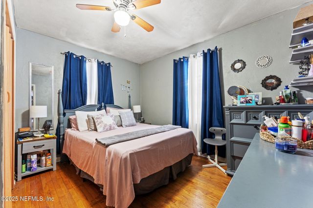 1204 N NORTH SHORE Drive, Jacksonville, FL 32208