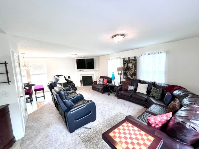 6547 Oak Crest Drive, Burlington, KY 41005