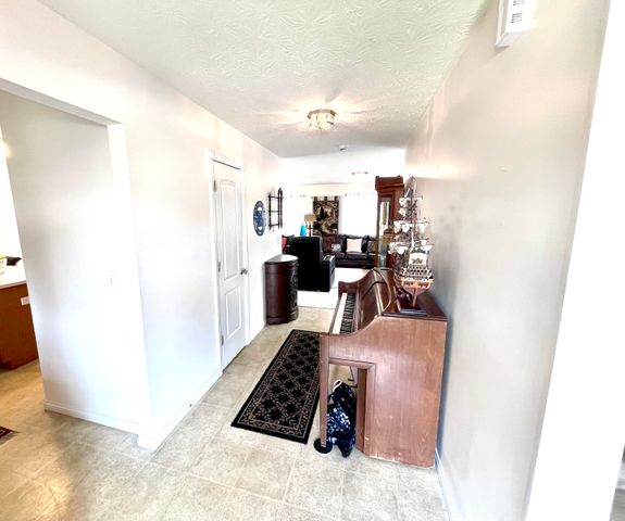 6547 Oak Crest Drive, Burlington, KY 41005
