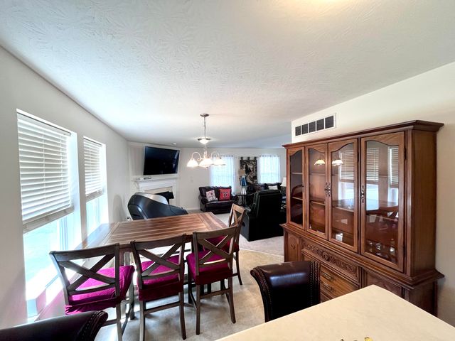 6547 Oak Crest Drive, Burlington, KY 41005
