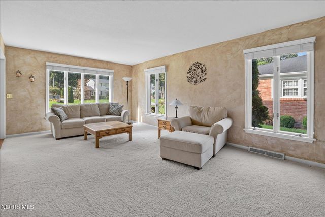 4524 Westbourne Road, Toledo, OH 43623