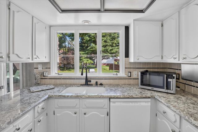 4524 Westbourne Road, Toledo, OH 43623