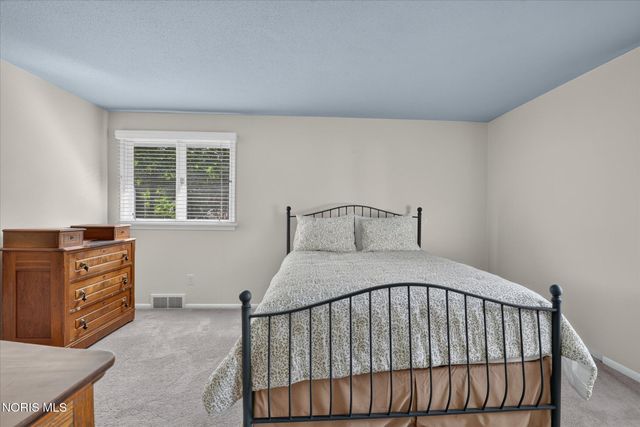 4524 Westbourne Road, Toledo, OH 43623