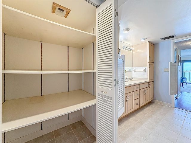 55 ROGERS STREET 404, Clearwater, FL 33756