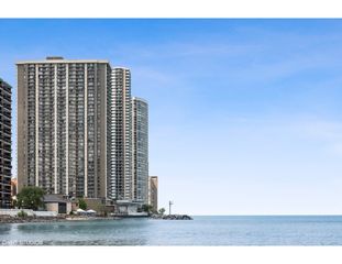6007 N Sheridan Road 23G, Chicago, IL 60660