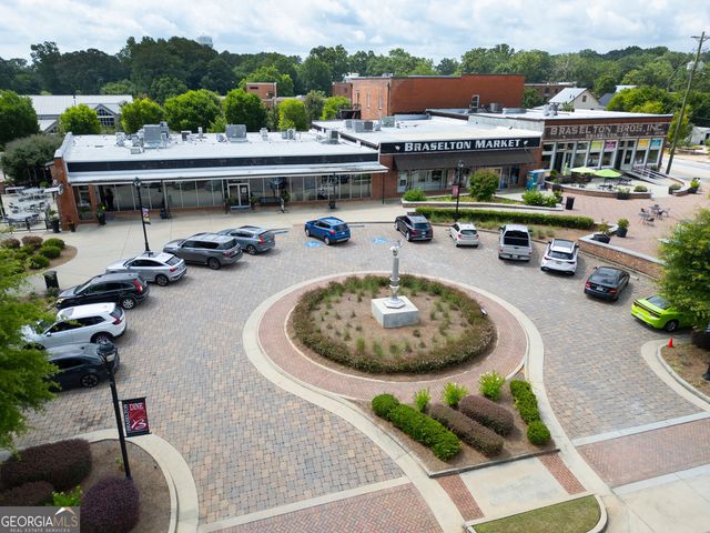 2825 Cork Street, Braselton, GA 30517