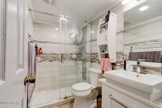 900 S Peninsula Dr Apt 108, Daytona Beach, FL 32118