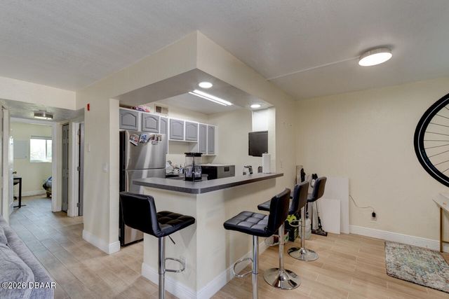 900 S Peninsula Dr Apt 108, Daytona Beach, FL 32118