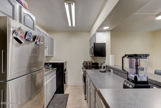 900 S Peninsula Dr Apt 108, Daytona Beach, FL 32118