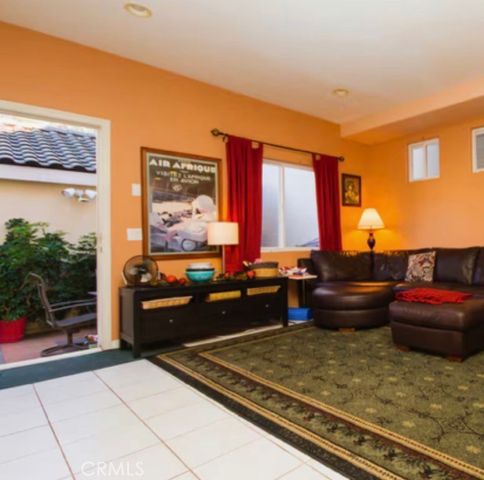 610 Main, Huntington Beach, CA 92648