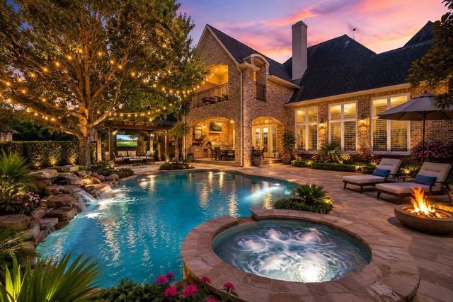 15426 Oyster Creek Lane, Sugar Land, TX 77478