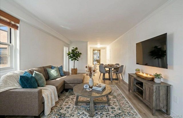 30 Lake Street 1J, White Plains, NY 10603