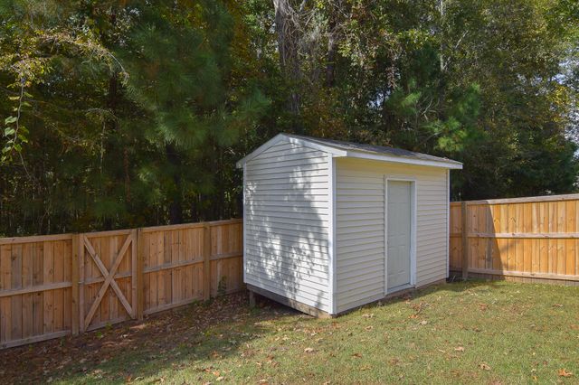 443 Green Park Lane, Goose Creek, SC 29445