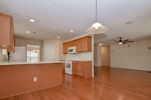 443 Green Park Lane, Goose Creek, SC 29445