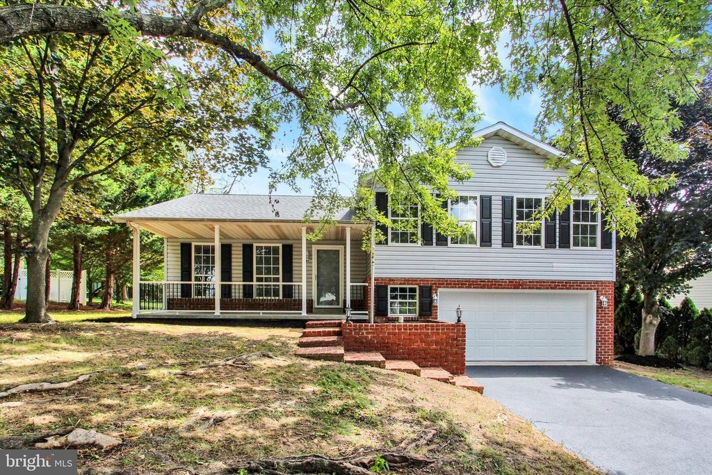 66 GARDENIA DR, Hanover, PA 17331