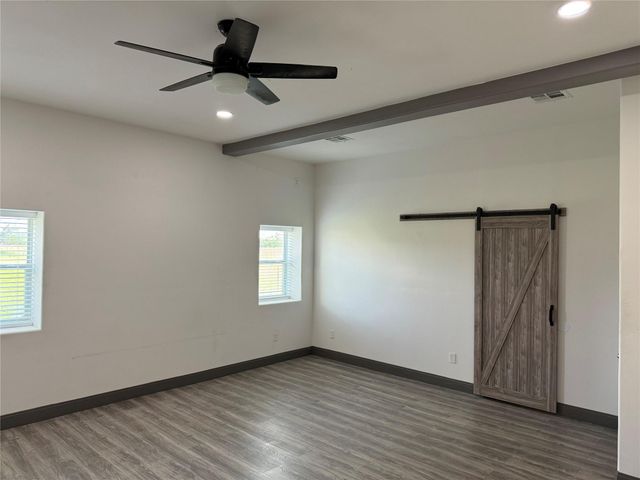 8417 Los Robles Avenue, Alvin, TX 77511