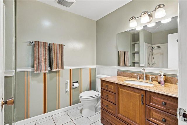 18525 Siesta Dr, Penn Valley, CA 95946