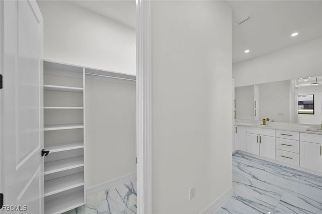 2521 Diplomat PKWY W, Cape Coral, FL 33993